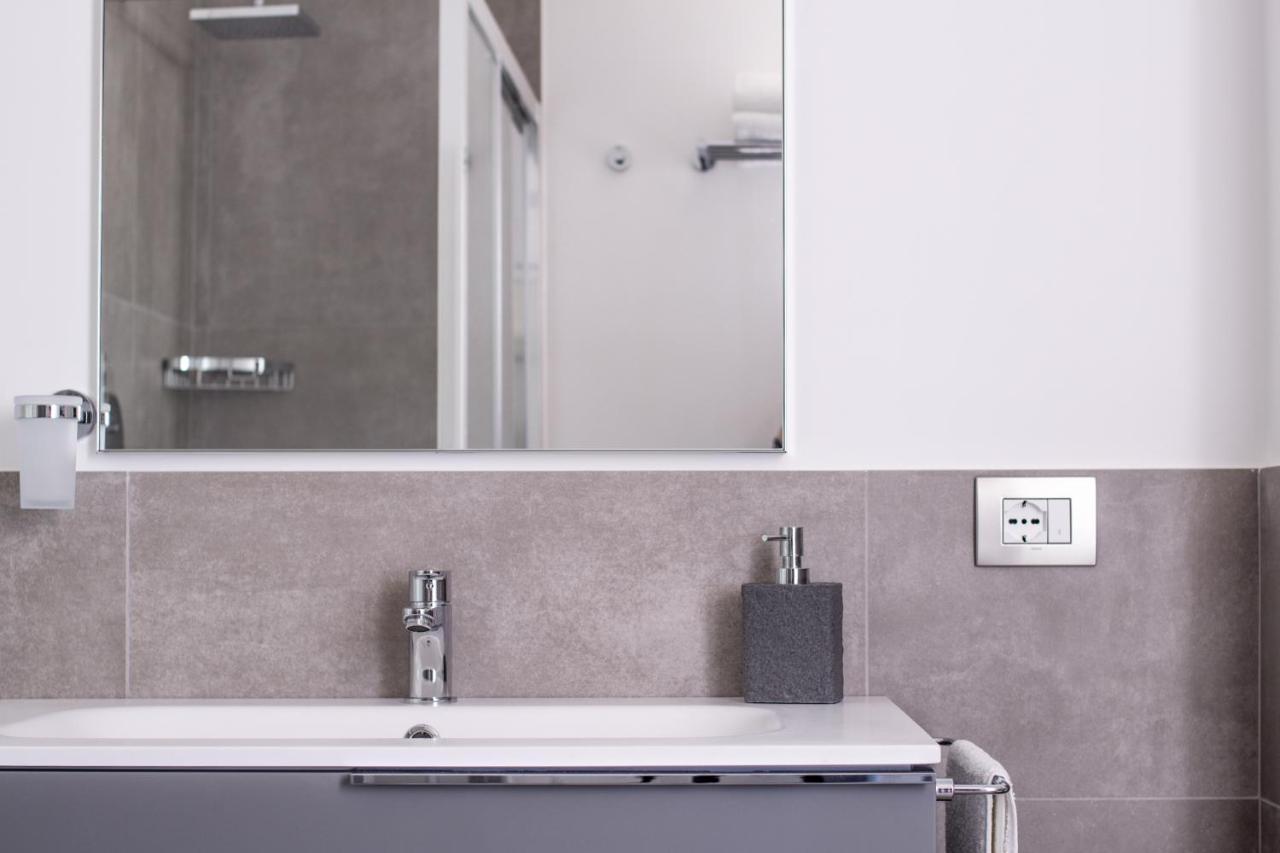 M'Place Apartments Παλέρμο Εξωτερικό φωτογραφία